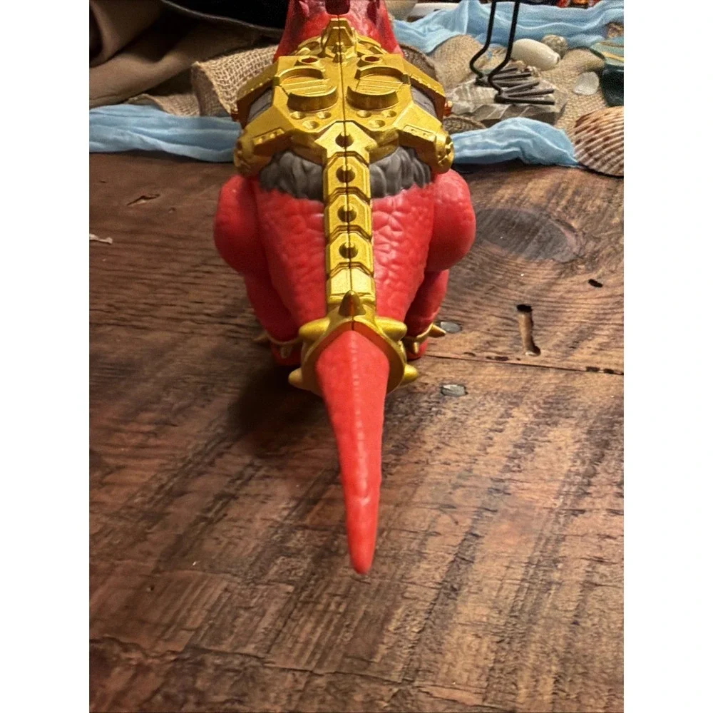 Treasure X Dino Gold Dinosaur 6-inch Action Figure